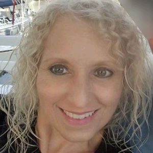 Meet your Posher, Rhonda